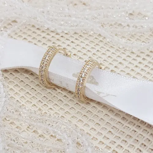 ARGOLA CRAVEJADA G BANHADA A OURO 18K