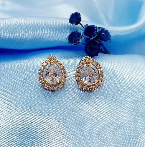 BRINCO GOTA DE CRISTAL M BANHADO A OURO 18K