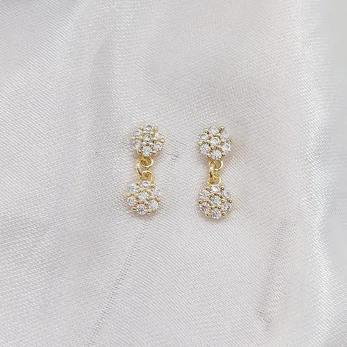 BRINCO FLOR PENDENTE BANHADO A OURO 18K