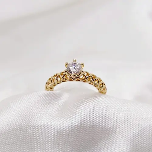 ANEL SOLITÁRIO MINIMAL SHINE BANHADO A OURO 18K