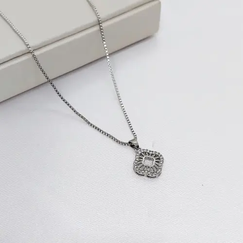 CONJUNTO TREVO BANHADO A A.I