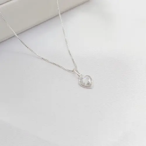 CHOKER CORAÇÃO LIZ BANHADO A PRATA925