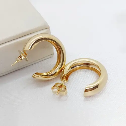ARGOLA PLUS BANHADA A OURO 18K