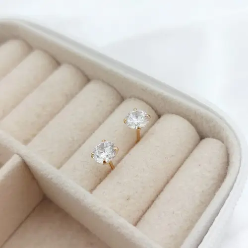 BRINCO PLUZ G BANHADO A OURO 18K