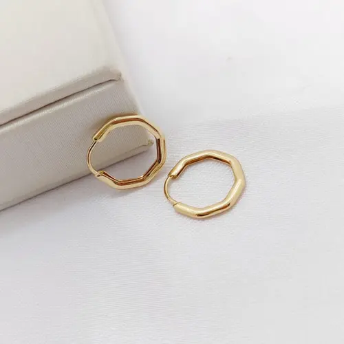 ARGOLA HEX BANHADA A OURO 18K