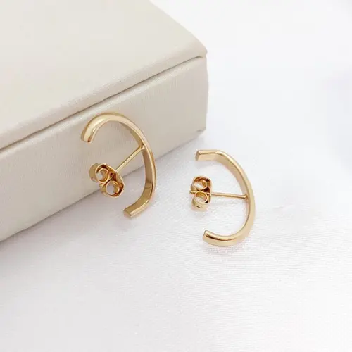 ARGOLA M.LUA BANHADA A OURO 18K