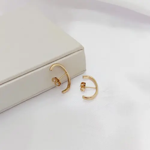 ARGOLA M.LUA BANHADA A OURO 18K