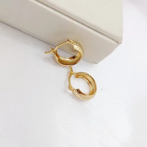 ARGOLA LUX BANHADA  A OURO 18K
