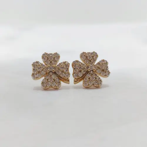 BRINCO TREVO LUNA BANHADO A OURO 18K