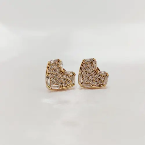 BRINCO CORAÇÃO LUMINI BANHADO A OURO 18K
