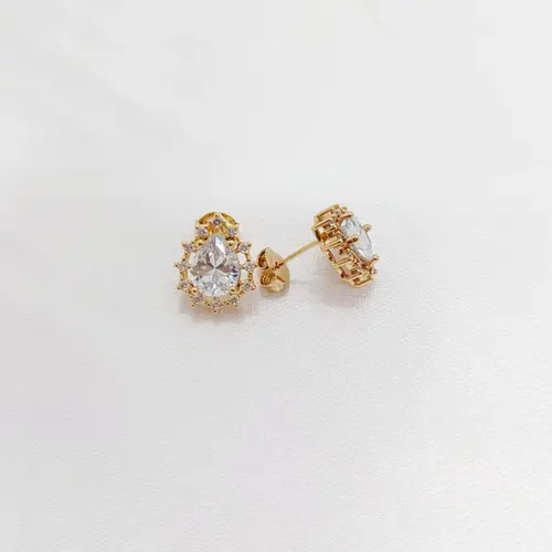 BRINCO GOTA CRAVEJADA BANHADA A OURO 18K