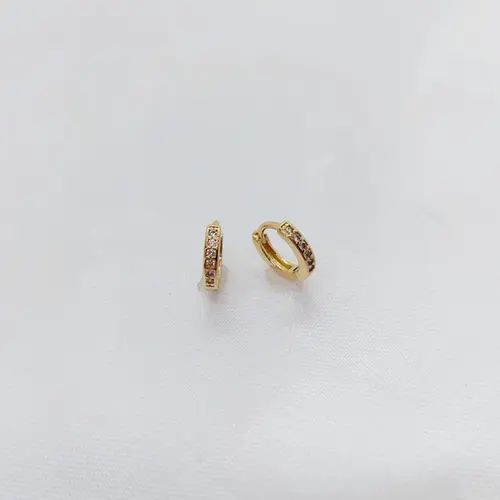 ARGOLA CRAVEJADA P BANHADA A OURO 18K