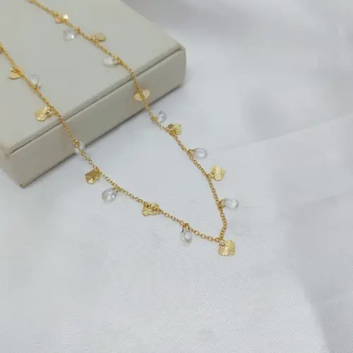 CHOKER CORAÇÕES ELOS BANHADA A OURO 18K