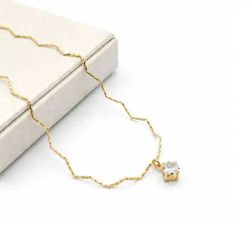 CHOKER PINGENTE QUADRADO BANHADO A OURO 18K